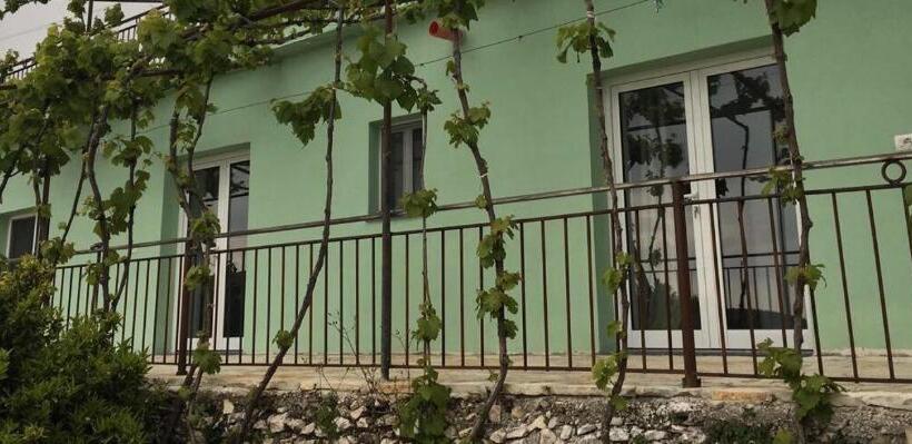 דירת חדר נוף לים, Valentina Rooms