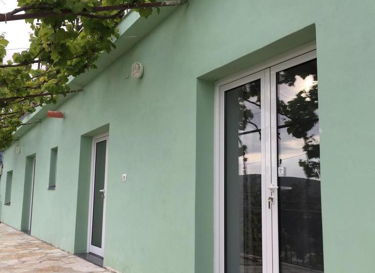 דירת חדר נוף לים, Valentina Rooms