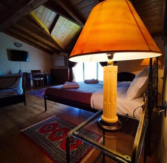 חדר דלוקס, Agrovillage