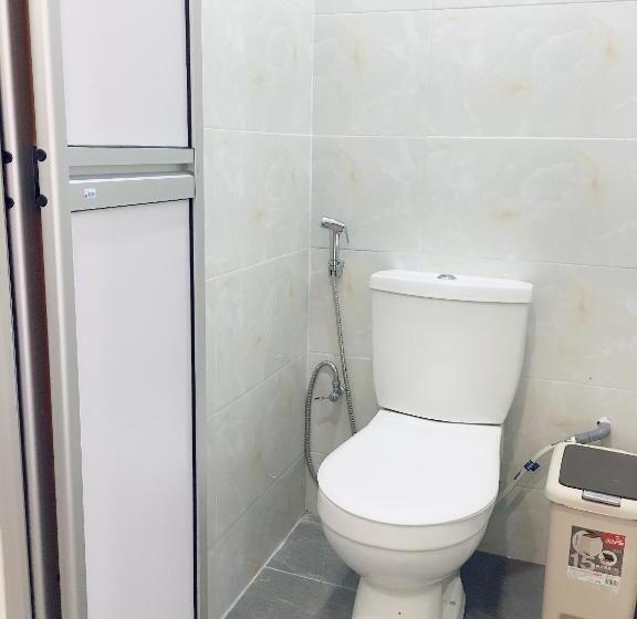 חדר סטנדרט לשלושה עם חדר אמבטיה משוף, Carlsun