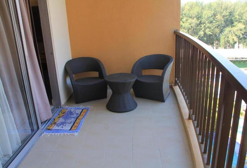 标准工作室, Marose Gold Coast Morib