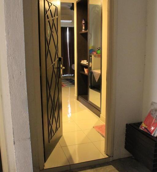 标准工作室, Marose Gold Coast Morib