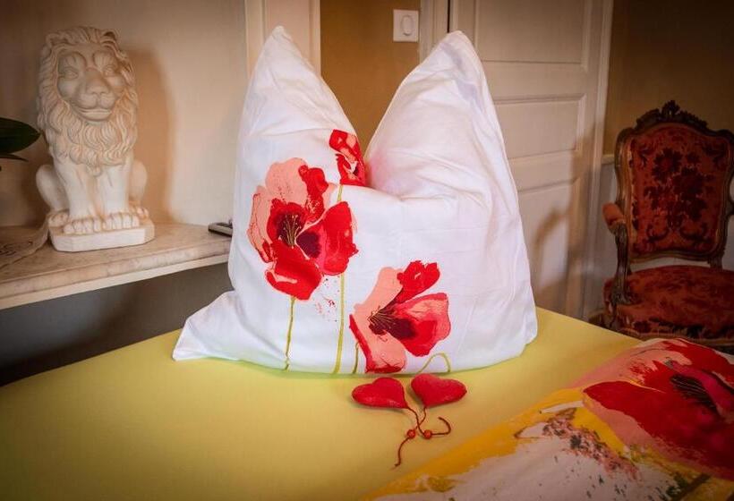 Номер Стандарт Кровать Кинг Адаптированный для Инвалидов, Jungbrunnen Orges