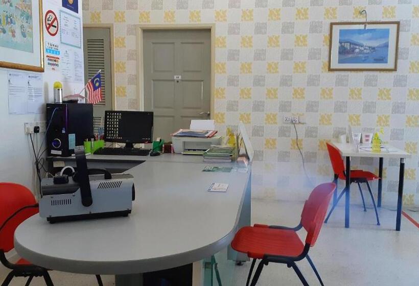 غرفة عائلية, Quality Guest House