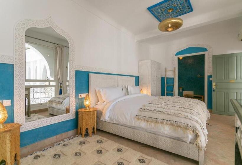اتاق لوکس سه تخته, Riad Zeitoun Palace