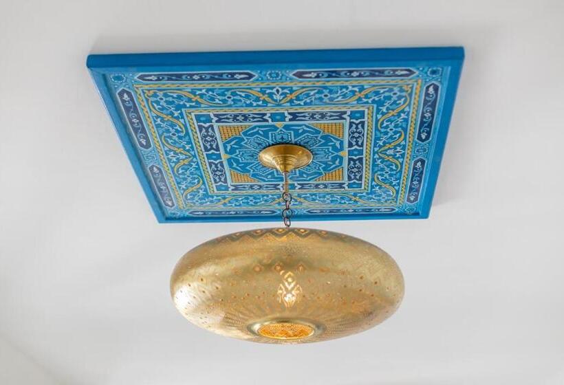 اتاق لوکس سه تخته, Riad Zeitoun Palace