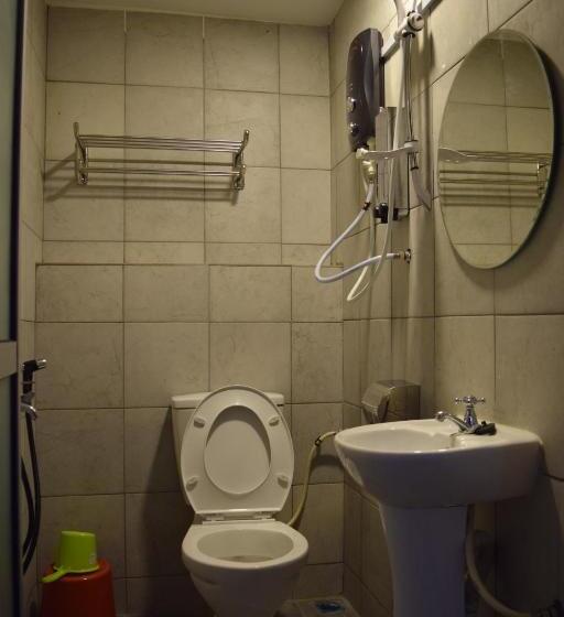 Номер Стандарт Трехместный, Times Traveller Lodge 2