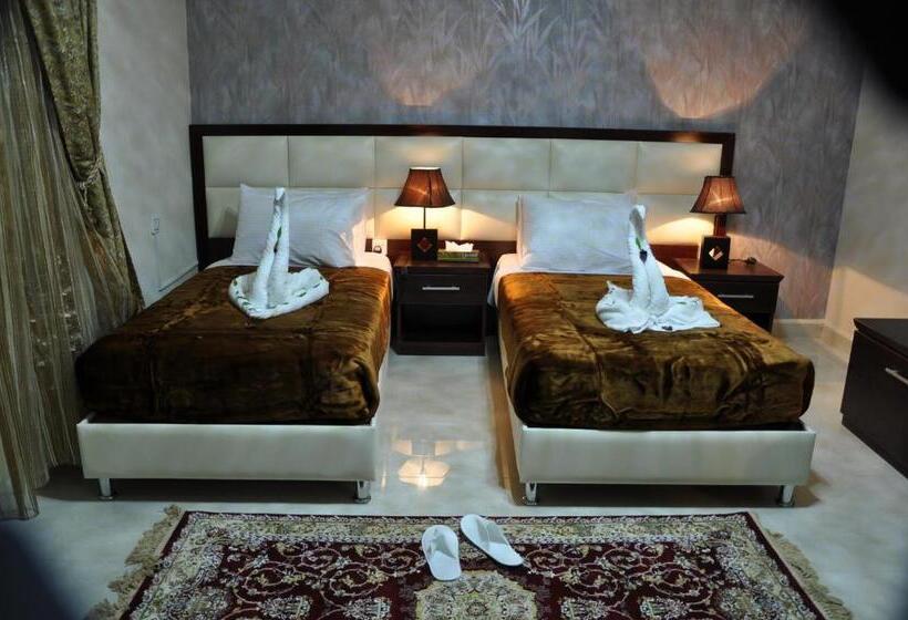 Люкс, Al Bustan Crown Hotel 2