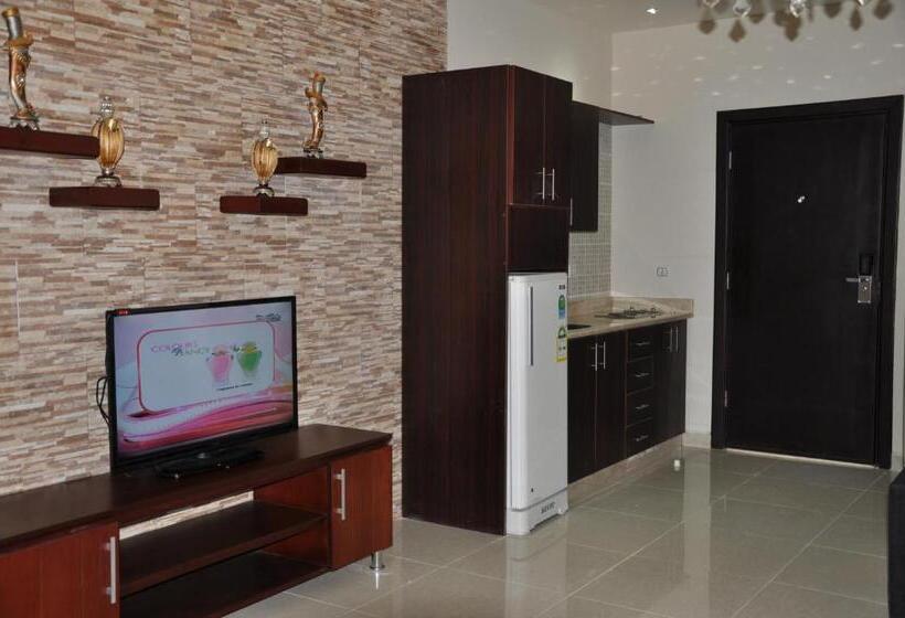 스위트 킹사이즈 침대, Al Bustan Crown Hotel 2