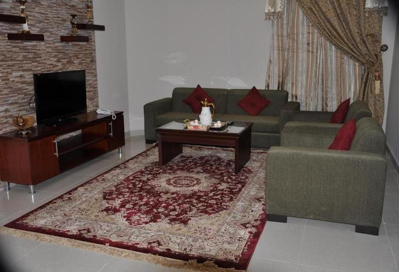 스위트 킹사이즈 침대, Al Bustan Crown Hotel 2