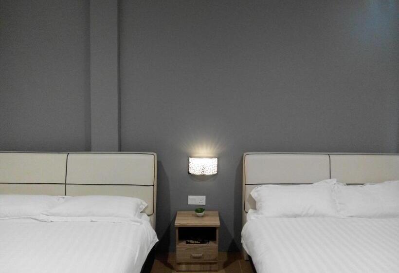 Четырехместный Номер Deluxe, Welcome Inn Gm