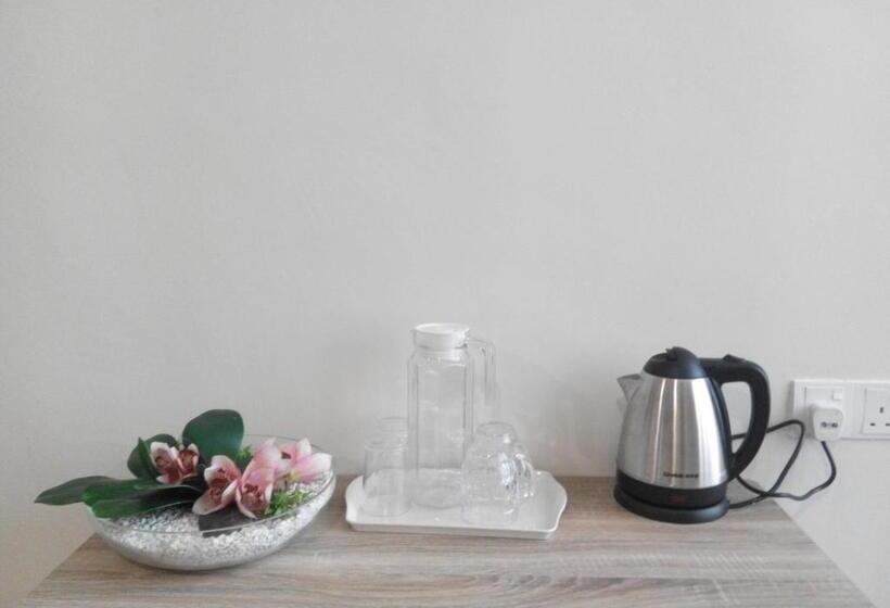 غرفة قياسية سرير كينج, Welcome Inn Gm