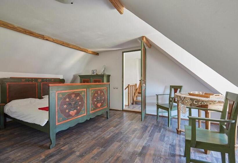 جناح غرفتين نوم, Convivium Transilvania