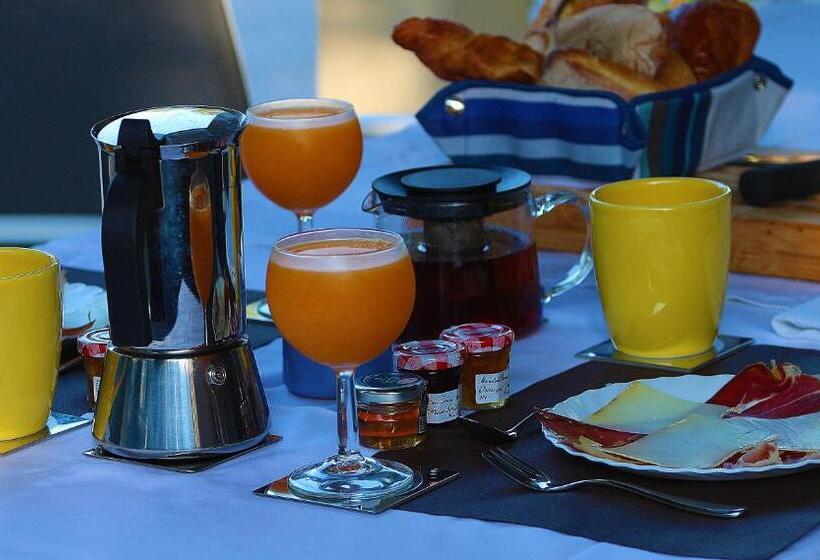 キングサイズベッドのデラックスルーム, Ursuslodge