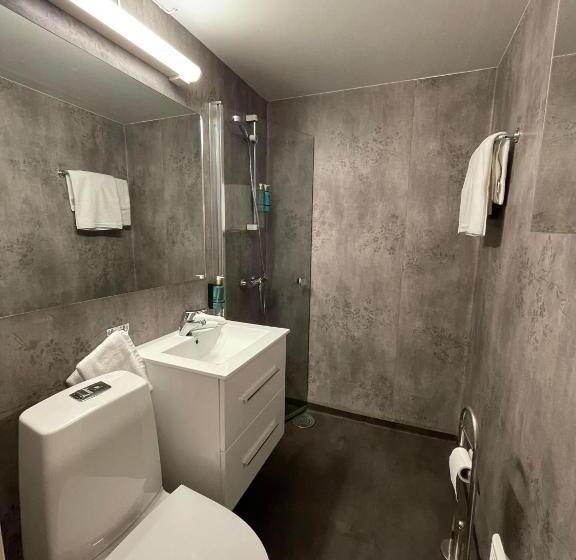 Suite Familiar, Skjolden