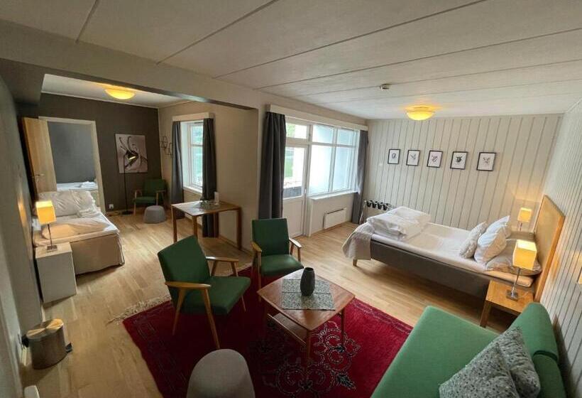Suite Familiar, Skjolden