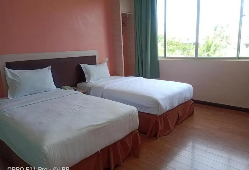 Superior-huone, Salim Inn