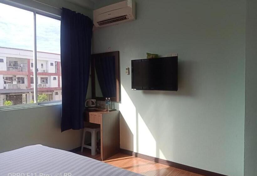 اتاق لوکس با تخت بزرگ, Salim Inn