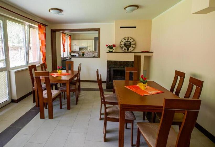 스위트, Apartmány Lenka
