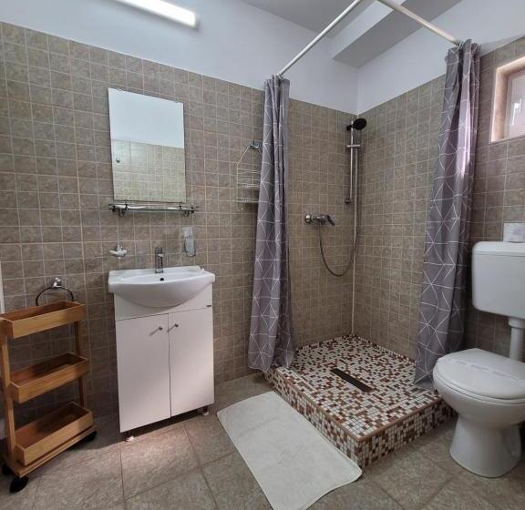 标准间, Vila Sophia