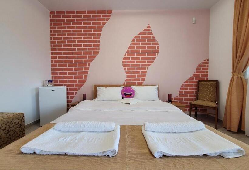 标准间, Vila Sophia