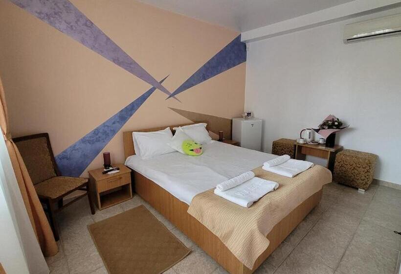 标准间, Vila Sophia