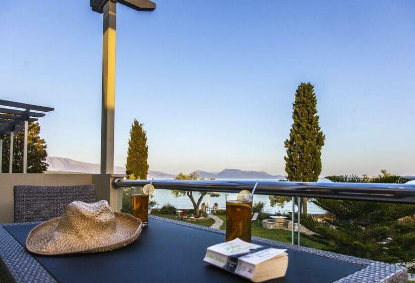 דירת חדר נוף לים, Agni Suites