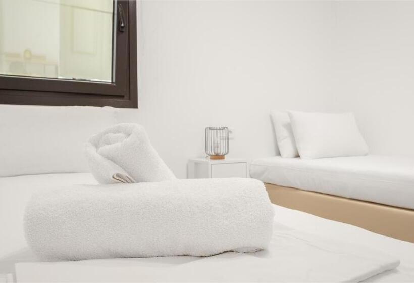 סוויטה דלוקס, Agni Suites