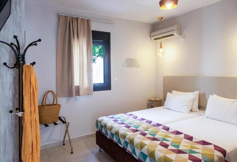 דירת חדר עם טרסה, Agni Suites