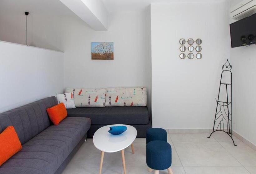 דירת חדר נוף לים, Agni Suites