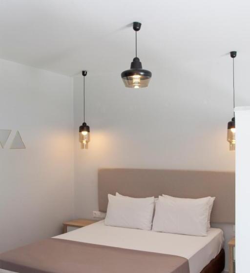 דירת חדר נוף לים, Agni Suites