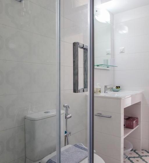 דירת חדר עם טרסה, Agni Suites