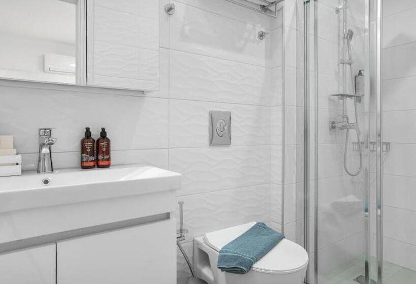 סוויטה דלוקס, Agni Suites