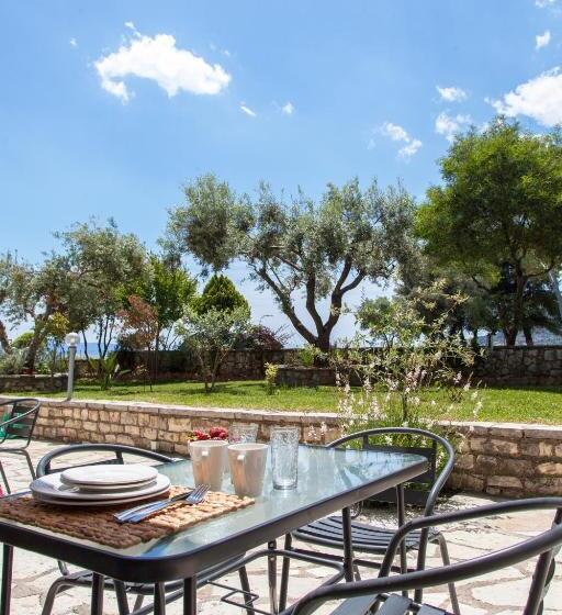 דירת חדר עם טרסה, Agni Suites