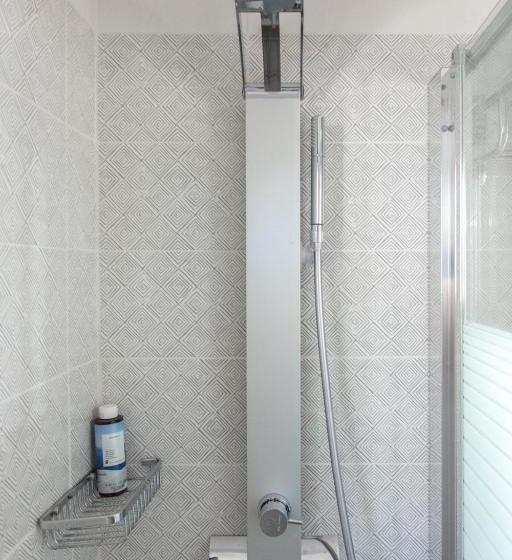 דירת חדר נוף לים, Agni Suites