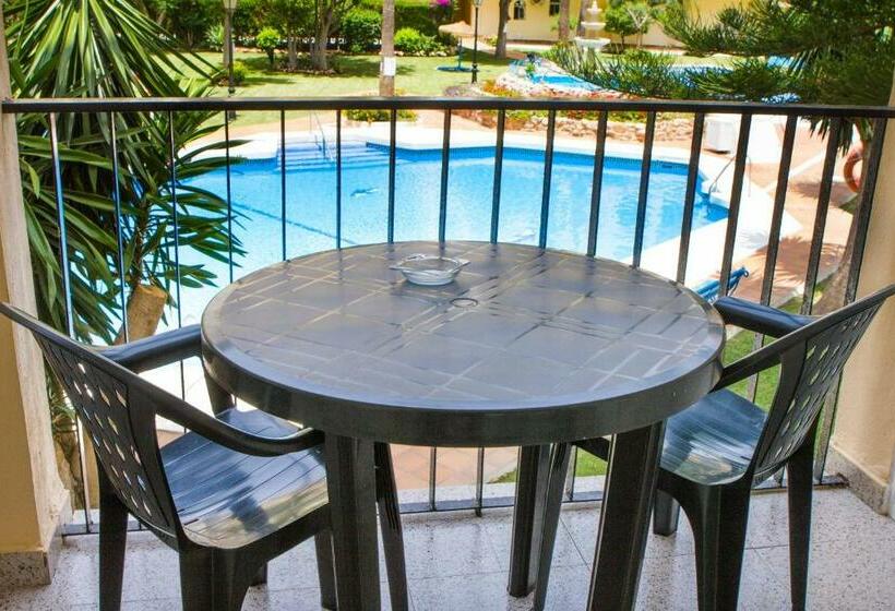 バス共有のスタンダードルーム, Hostal Jomarijo