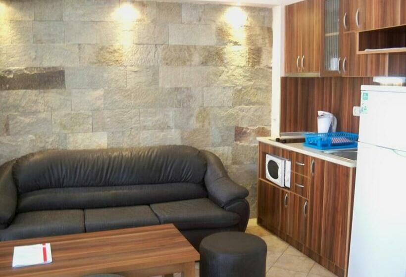 Апартаменты 1 Спальня с Балконом, Apartment Tourist Complex Rose Village