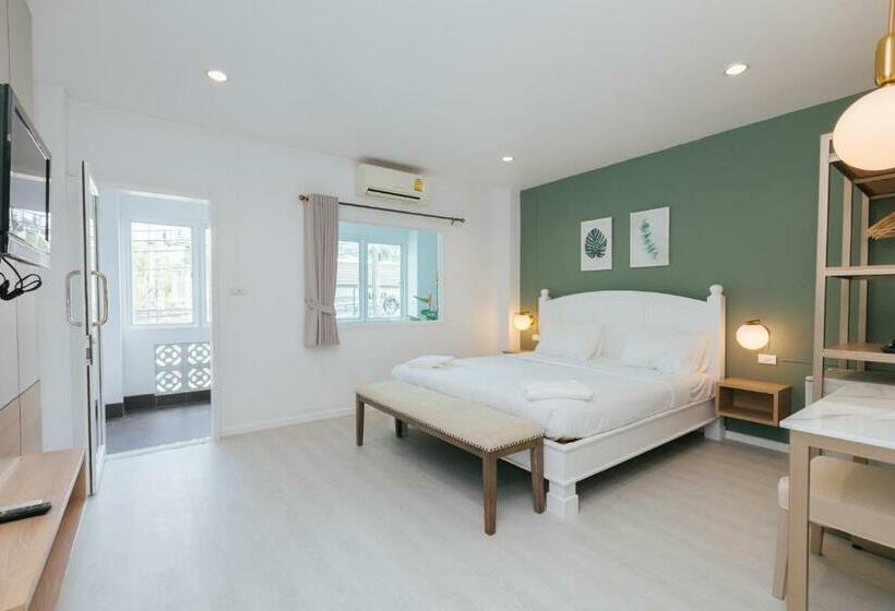Deluxe-huone, Baan Sutra Guesthouse
