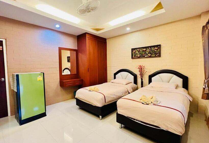 스탠다드 룸, Benwadee Resort Pattaya