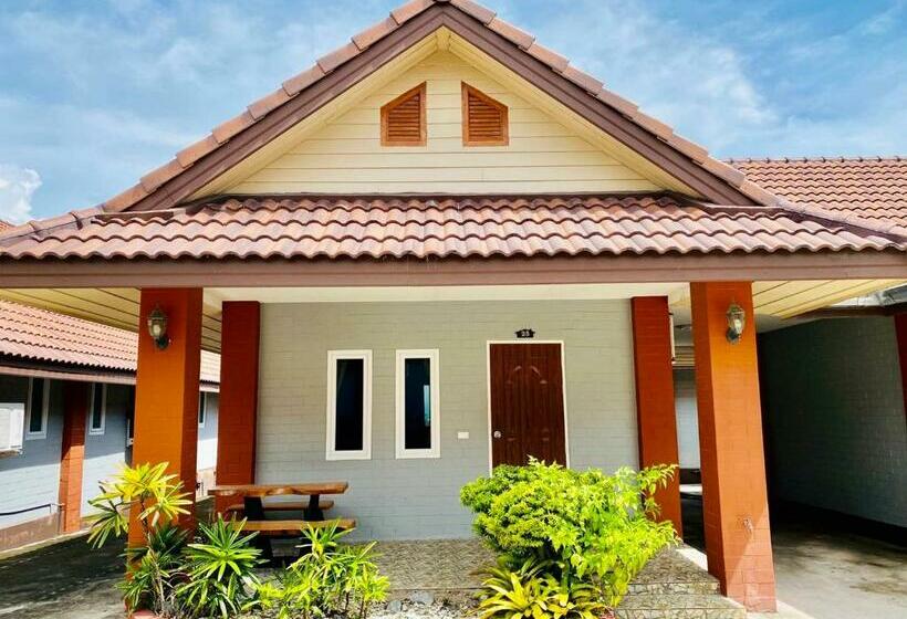 스탠다드 룸, Benwadee Resort Pattaya