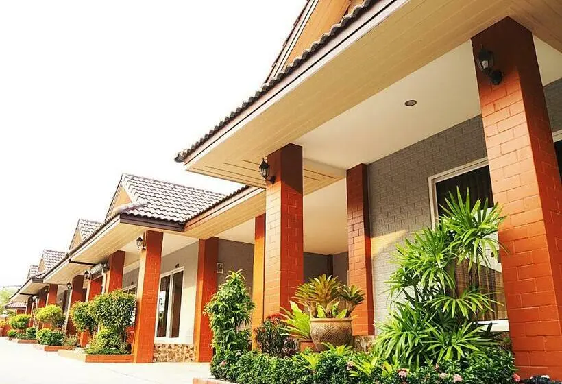 スイート, Benwadee Resort Pattaya