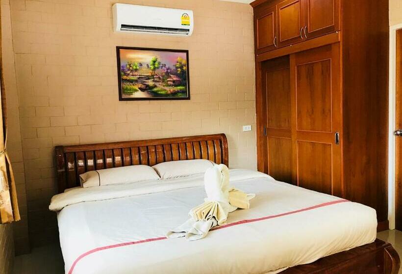 스위트, Benwadee Resort Pattaya