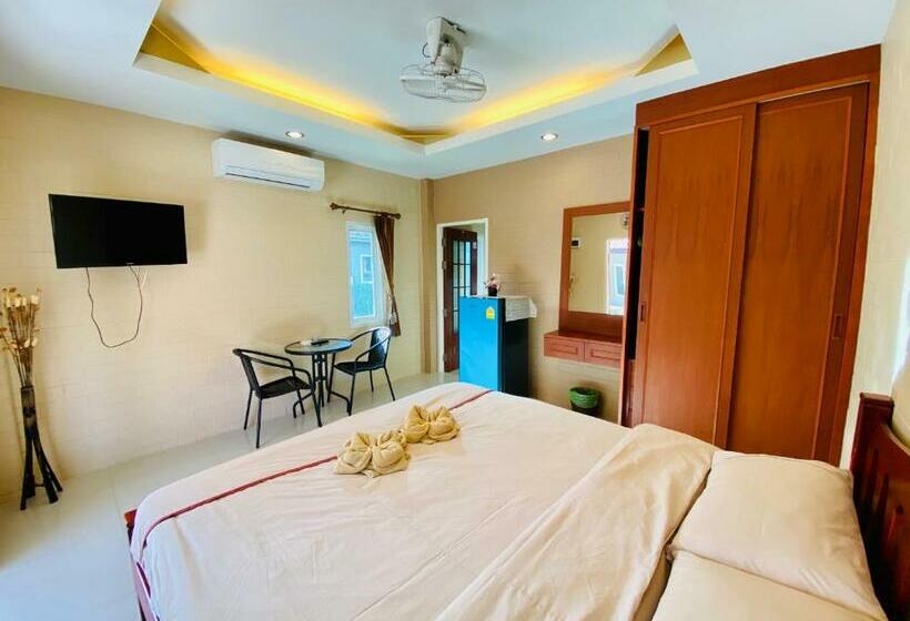 스탠다드 룸, Benwadee Resort Pattaya