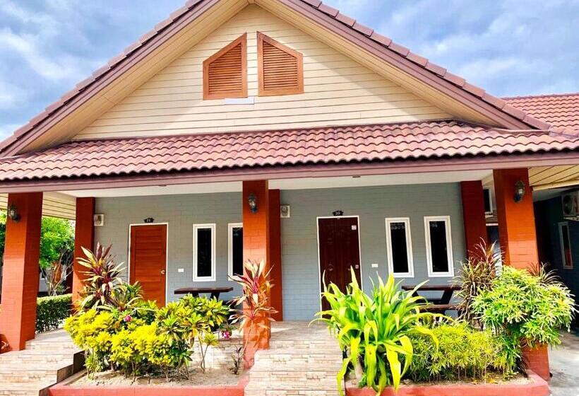 스탠다드 룸, Benwadee Resort Pattaya