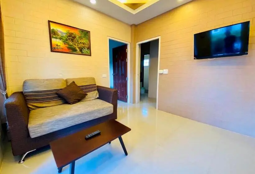 ファミリールーム, Benwadee Resort Pattaya