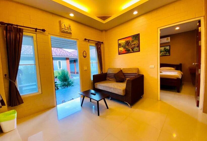 패밀리 룸, Benwadee Resort Pattaya