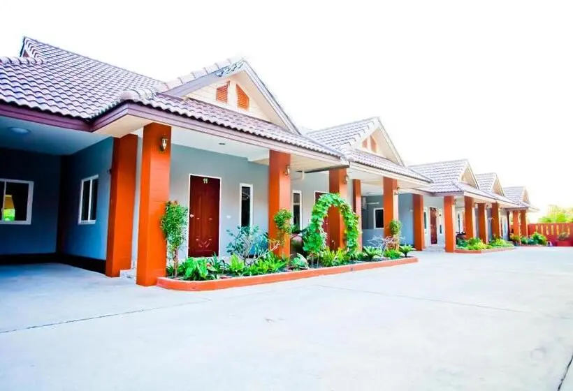 家族用アパートメント, Benwadee Resort Pattaya