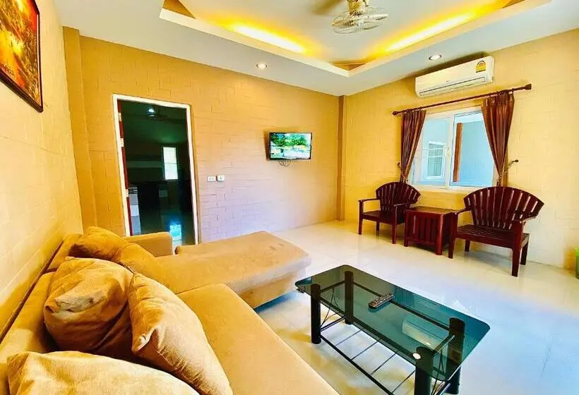 家族用アパートメント, Benwadee Resort Pattaya