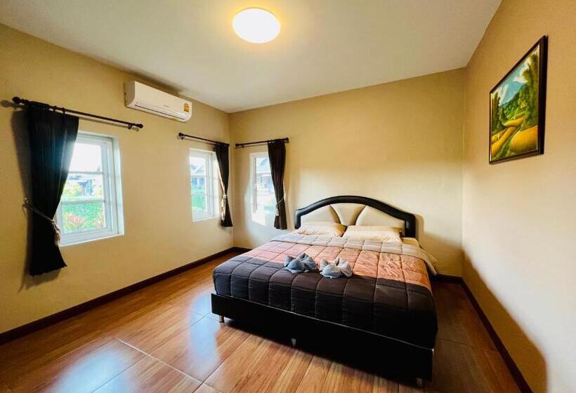 خانه 3 خوابه, Benwadee Resort Pattaya