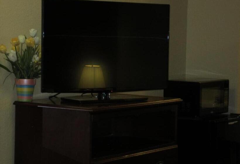 غرفة قياسية, First Western Inn   Fairmont City